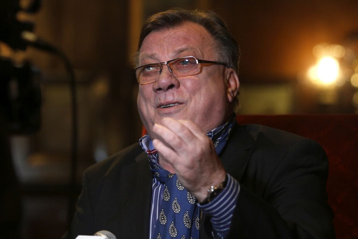 Halid samo sa njima nije razgovarao, varali su ga i lagali a onda ih je jednim potezom posramio za ceo život