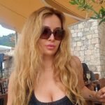 NIJE ZA ONE SLABIJEG SRCA: Lidija Bačić objavila nove vruće fotke u minijaturnom kupaćem kostimu (FOTO)