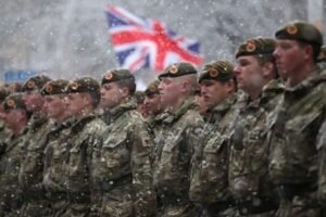 Velika Britanija raspoređuje 400 vojnika u jednu evropsku zemlju: Naoružani su do zuba