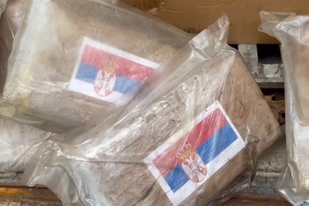 U Italiji zaplijenjeno 770 kilograma kokaina, na paketima bila zastava Srbije (VIDEO)