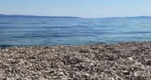Zabranili domaće sendviče na plaži, turisti ogorčeni zbog novih pravila