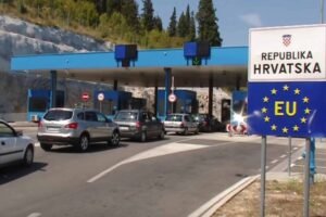 Žena na granici s Hrvatskom kažnjena zbog kilograma paradajza: "Zadržali su me više od dva sata"