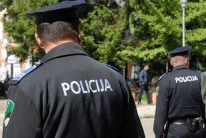 policija-tuzla-ilustracija-dz-tl02