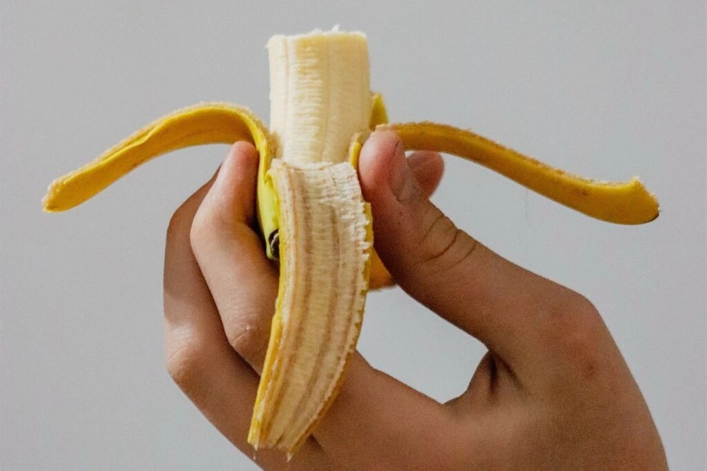 Da li je bolje jesti bananu ujutro ili pred spavanje: Stručnjaci riješili dilemu