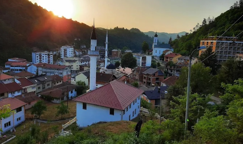 Napeto u Srebrenici: Mehmedović traži hitnu vanrednu sjednicu Skupštine