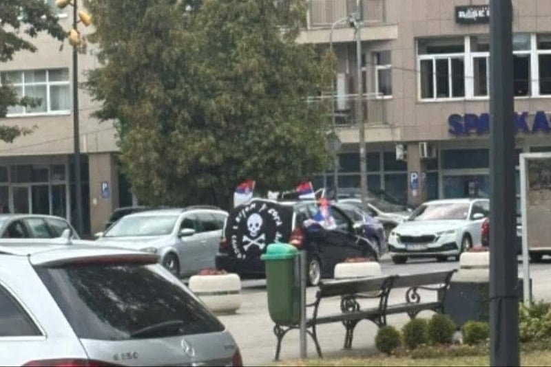 Vozilo s četničkom zastavom prošlo Prijedorom, kolona se kretala i pored policije: "Kako biti ravnodušan?"