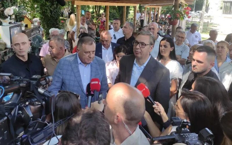 Dodik i Vučić iznijeli nove tvrdnje o Bošnjacima i Aliji Izetbegoviću